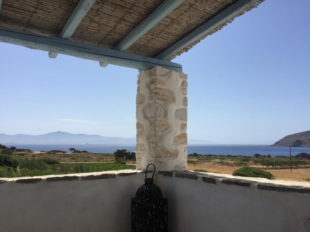 אמבלאס Villa Petradi מראה חיצוני תמונה