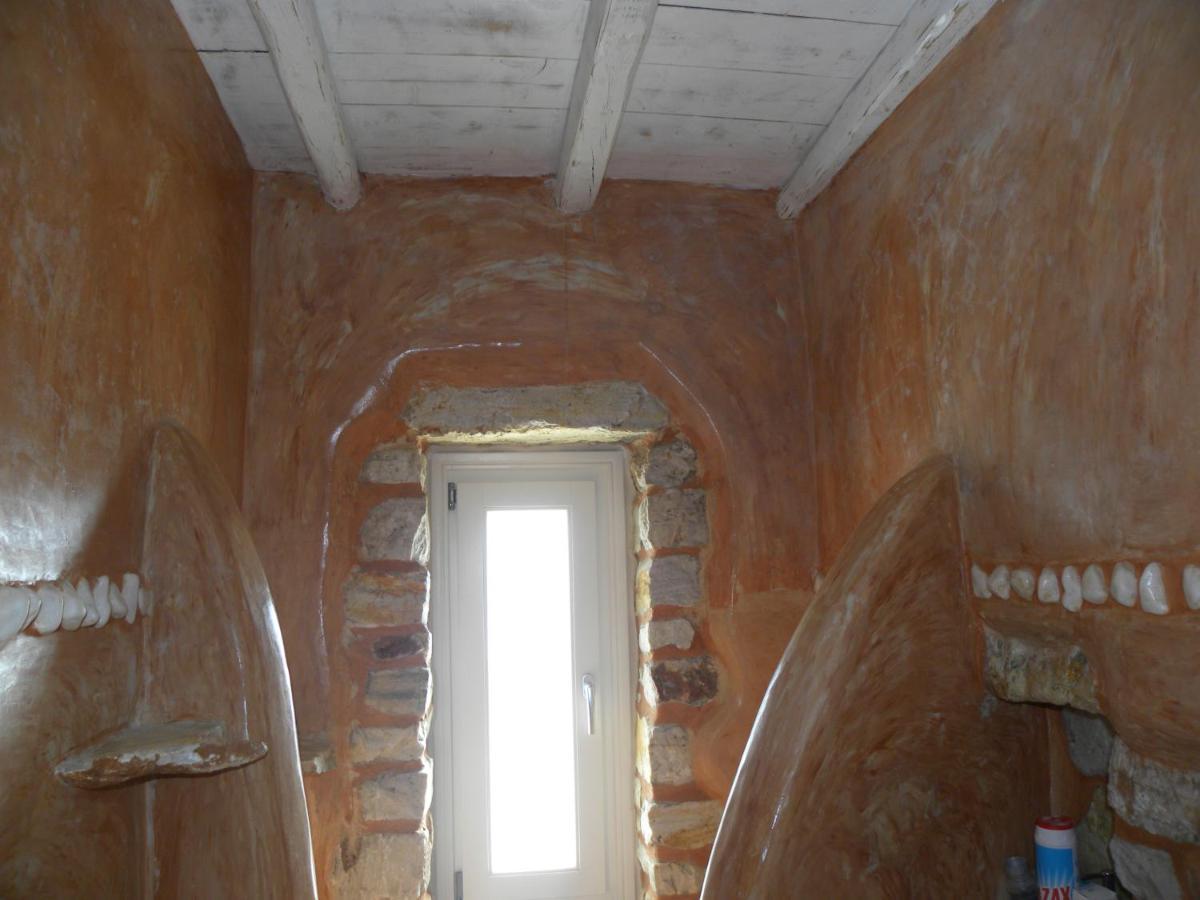 אמבלאס Villa Petradi מראה חיצוני תמונה