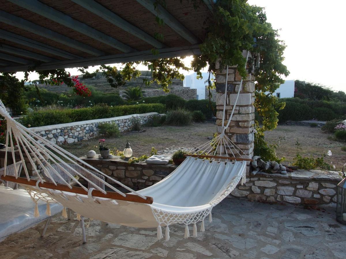 אמבלאס Villa Petradi מראה חיצוני תמונה
