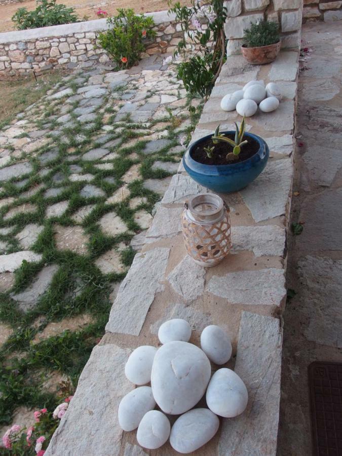 אמבלאס Villa Petradi מראה חיצוני תמונה