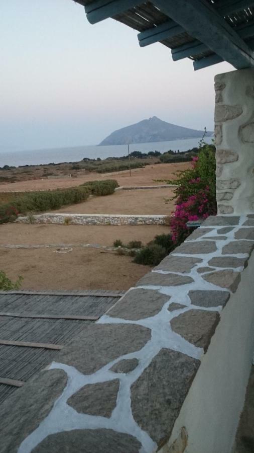 אמבלאס Villa Petradi מראה חיצוני תמונה